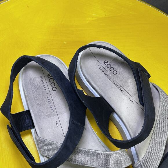 Ecco Flowt 2 Black & Gray Leather Strappy Slip On Comfort Sandals Women’s 10 41 - Picture 8 of 12